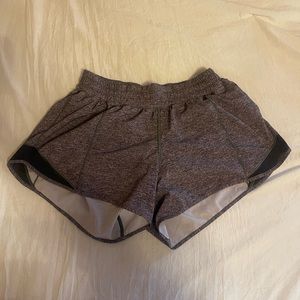 Lululemon hotty hot 4inch shorts